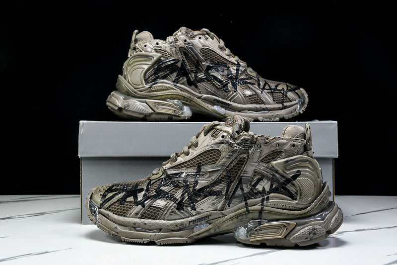 Balenciaga Runner