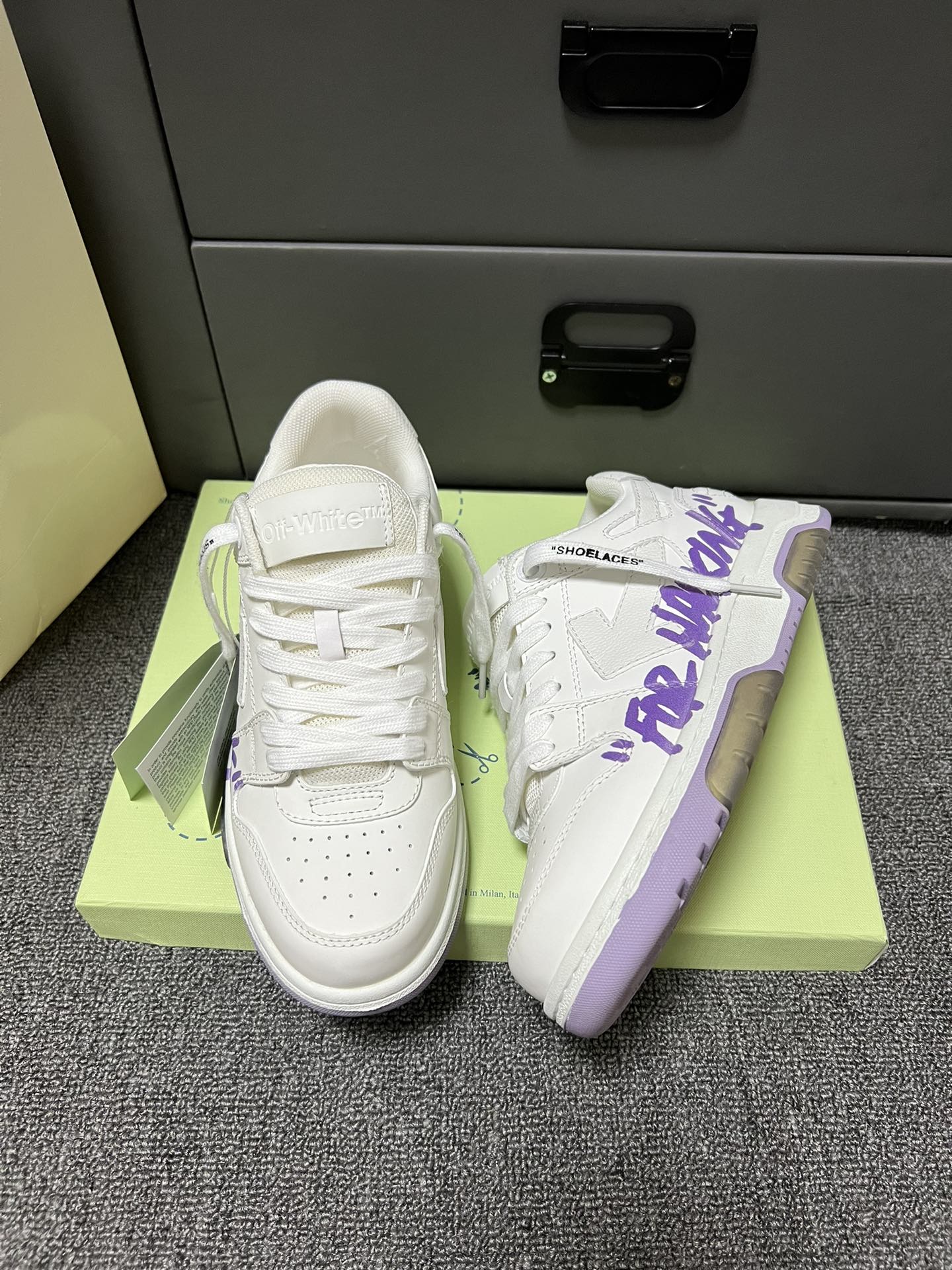Off-White Out Of Office