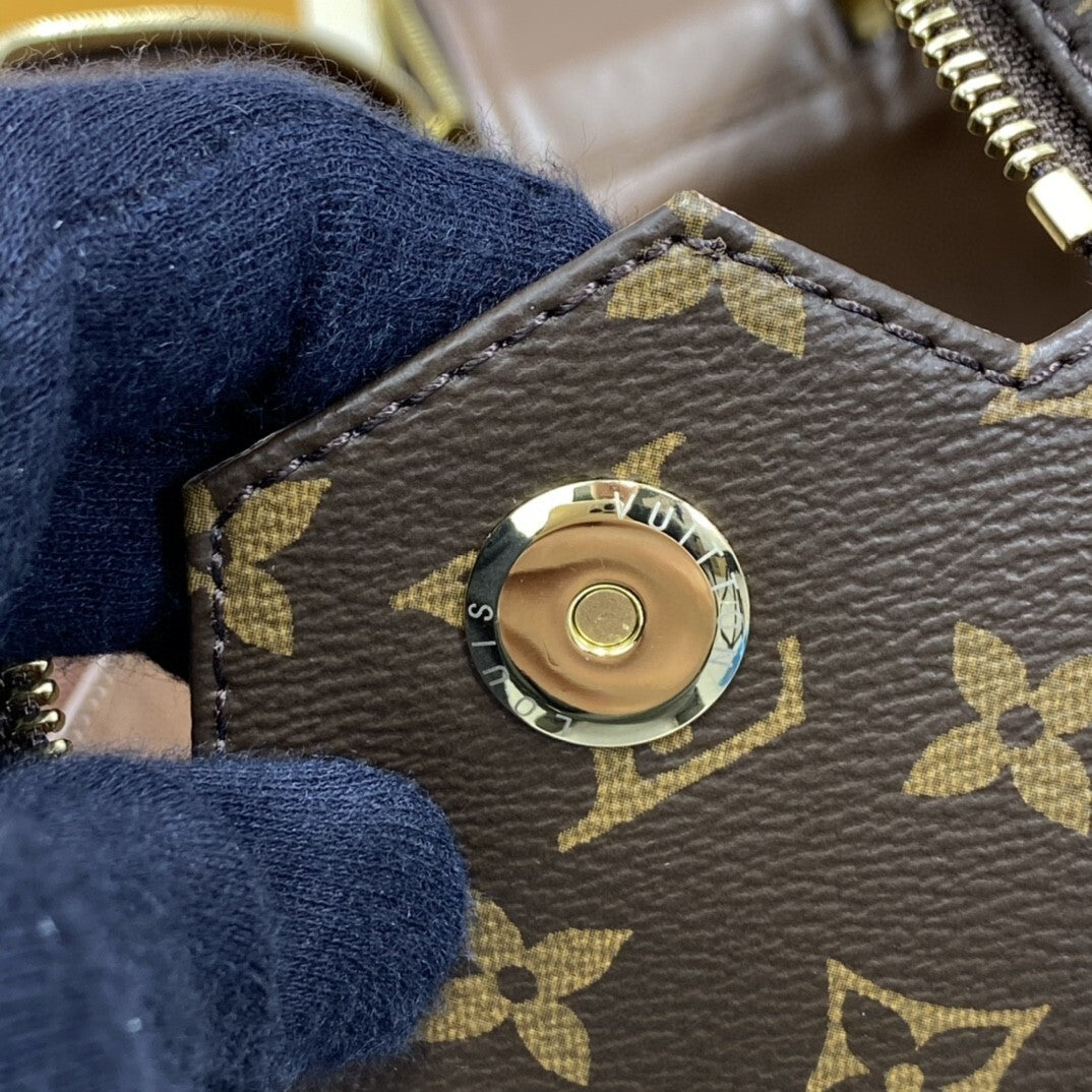 Pochette Louis Vuitton