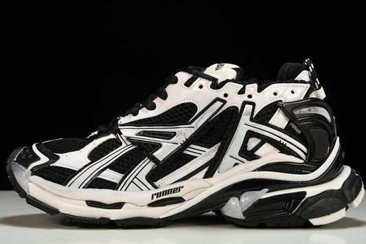 Balenciaga Runner