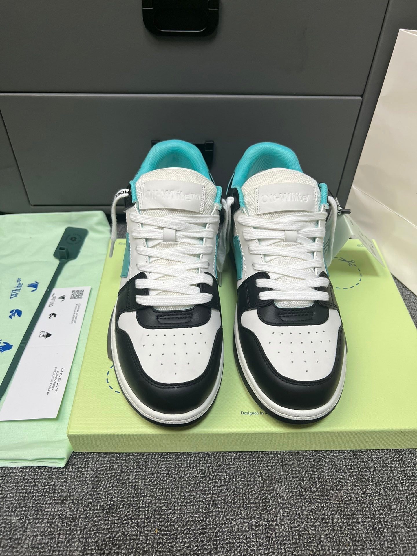 Off-White Out Of Office