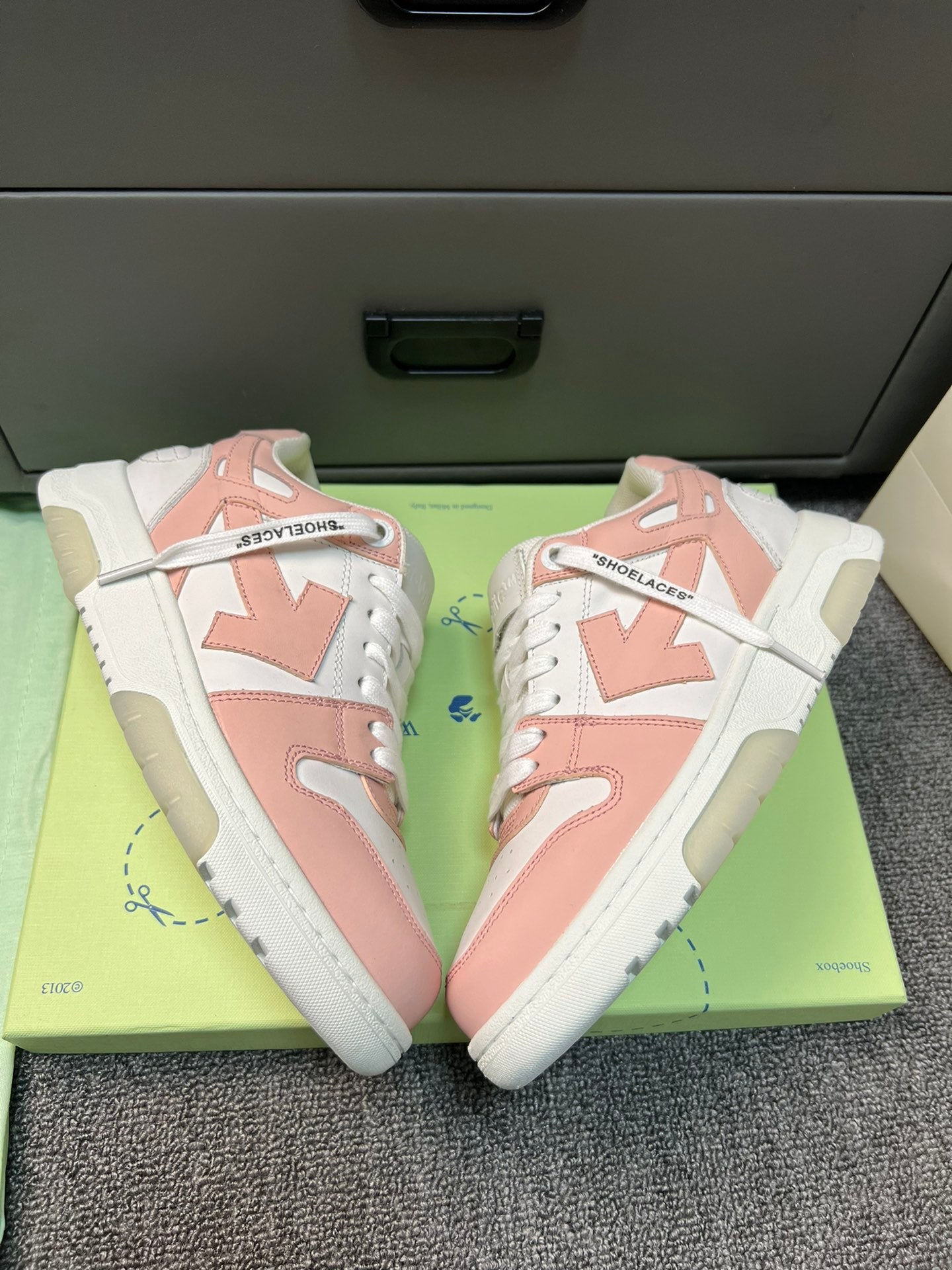 Off-White Out Of Office