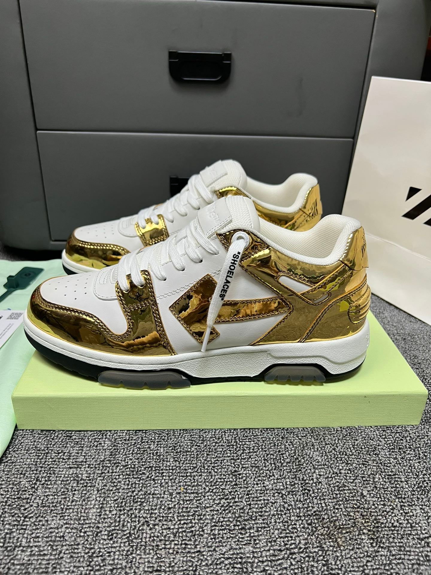 Off-White Out Of Office